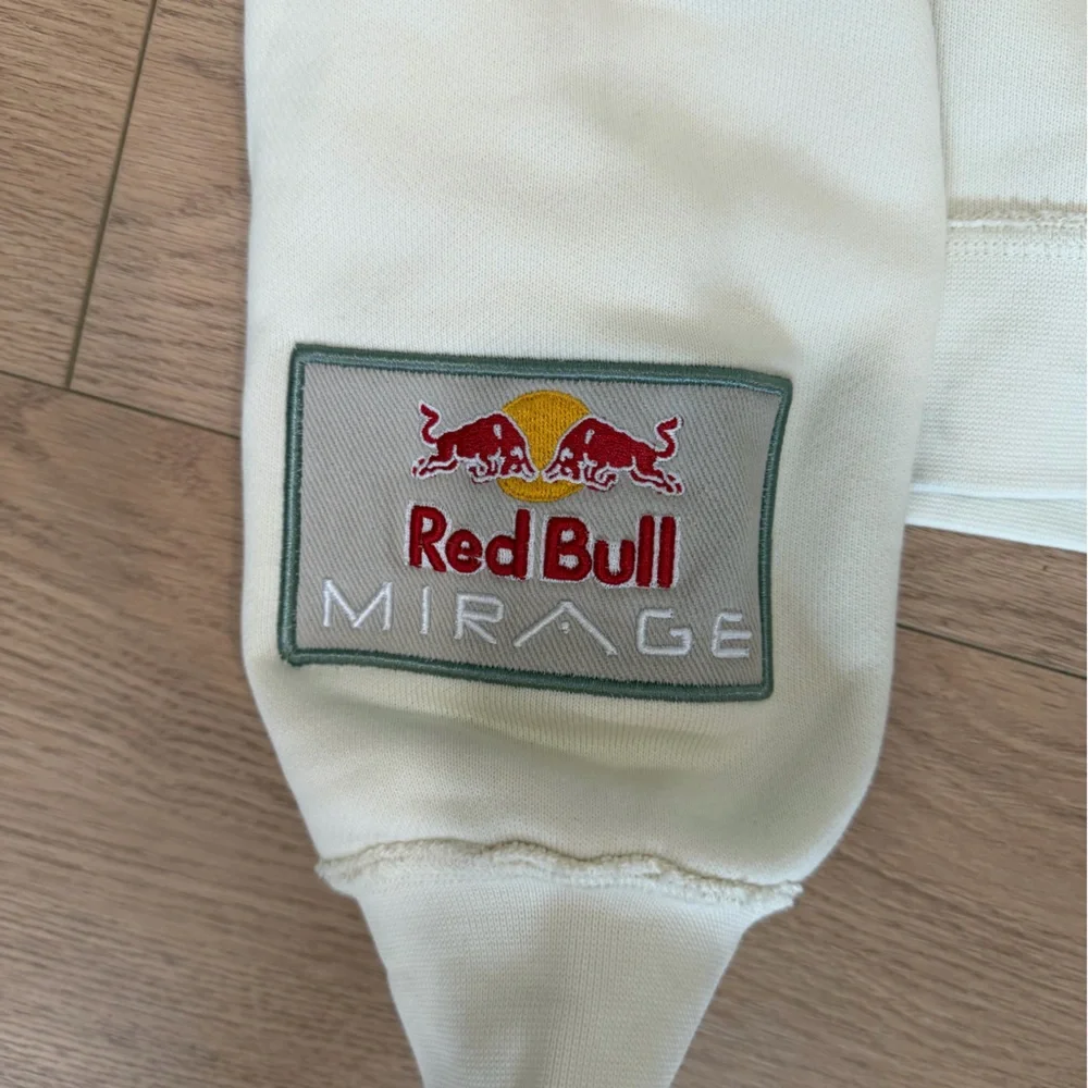 Red Bull Mirage Coachella Limited Edition Cropped Hoodie Cream Sweatshirt Size M